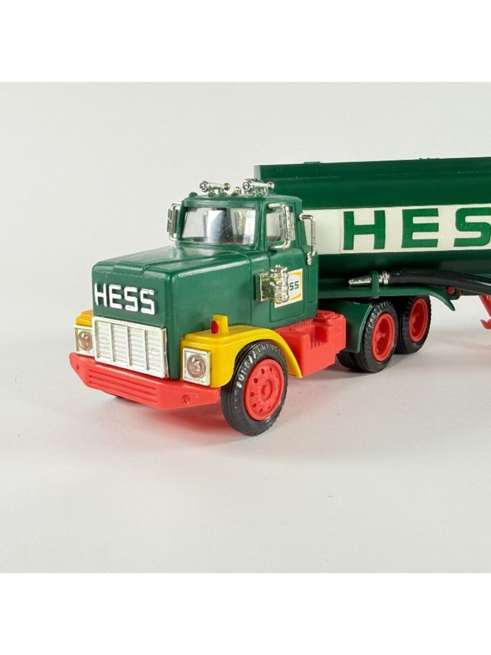 Vintage 1977 Hess Toy Truck Gasoline Fuel Oil Tanker Model Lights Dont Work